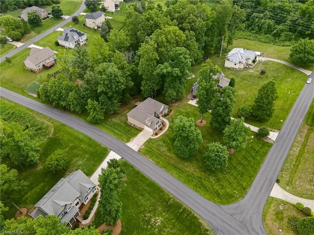 3001 Walbrook Terrace, Browns Summit, NC 27214