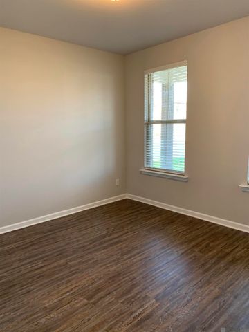 7601 Trailview Dr, Gonzales, LA 70737