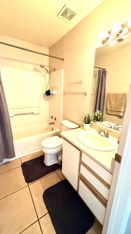 531 Sedona Meadows Drive NE, Rio Rancho, NM 87144