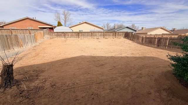 531 Sedona Meadows Drive NE, Rio Rancho, NM 87144