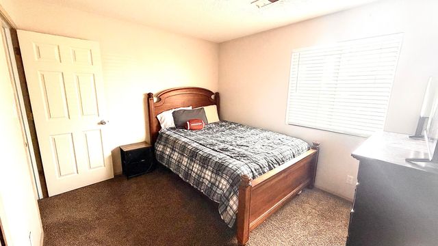 531 Sedona Meadows Drive NE, Rio Rancho, NM 87144