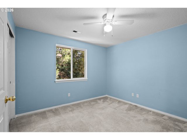 37637 SOLSO Ct, Sandy, OR 97055