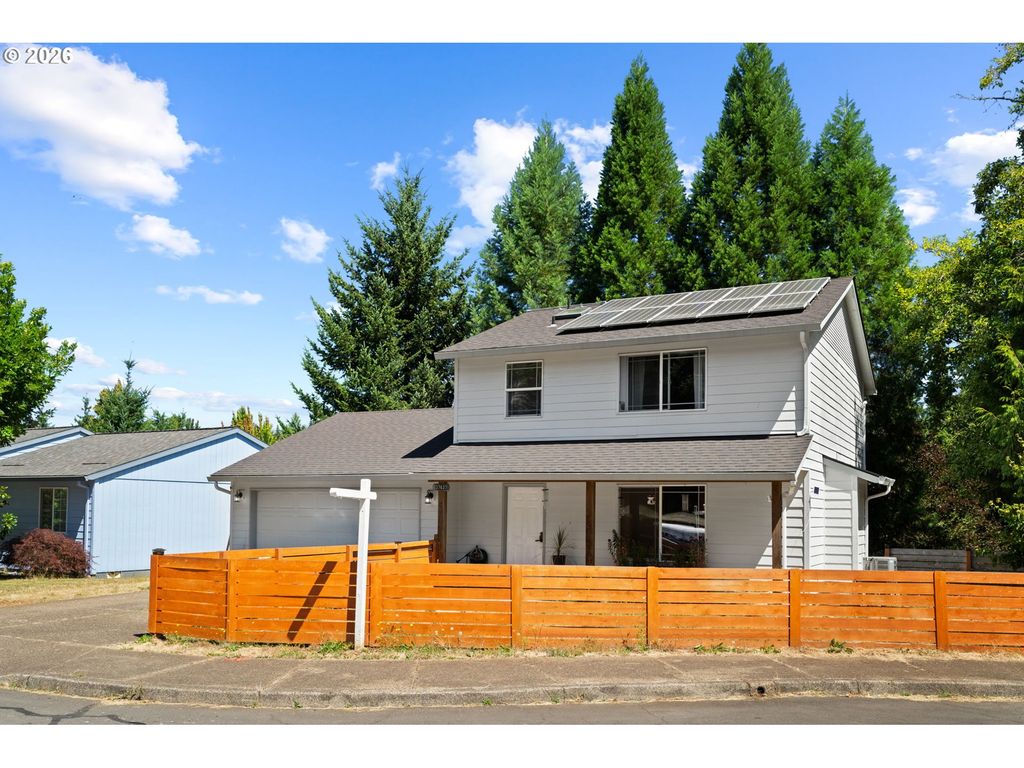 37637 SOLSO Ct, Sandy, OR 97055
