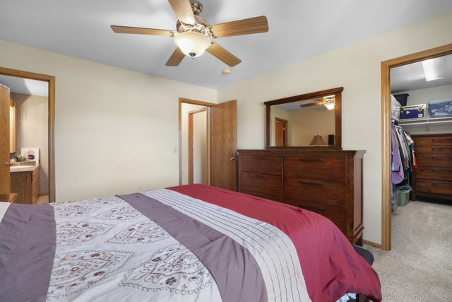 4912 50TH AVE SE, Minot, ND 58701