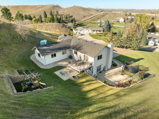 4912 50TH AVE SE, Minot, ND 58701