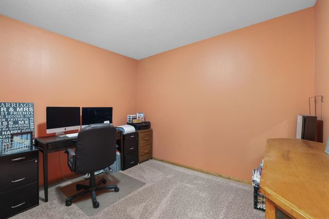 4912 50TH AVE SE, Minot, ND 58701