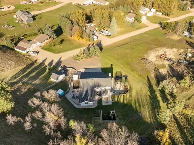 4912 50TH AVE SE, Minot, ND 58701