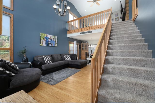 4912 50TH AVE SE, Minot, ND 58701