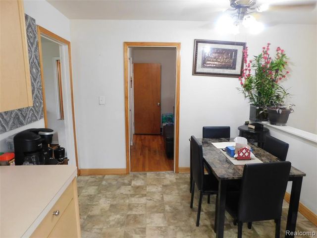 8263 Linda Street, Warren, MI 48093