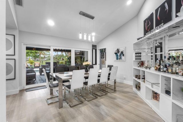 13138 Touchstone Place, Palm Beach Gardens, FL 33418