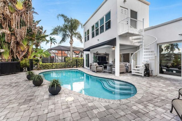 13138 Touchstone Place, Palm Beach Gardens, FL 33418