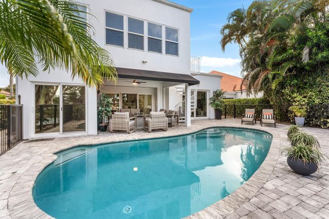 13138 Touchstone Place, Palm Beach Gardens, FL 33418