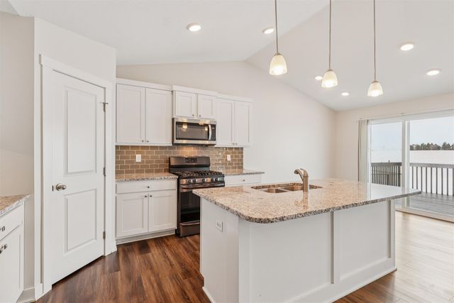 2818 NW 44th Street, Ankeny, IA 50023