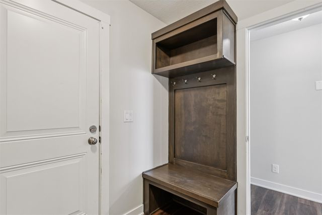 2818 NW 44th Street, Ankeny, IA 50023