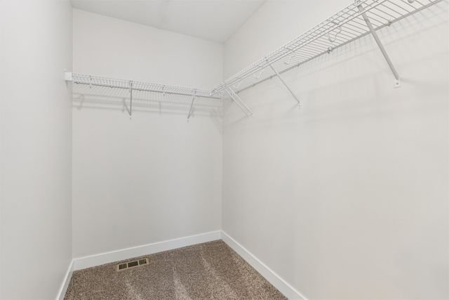 2818 NW 44th Street, Ankeny, IA 50023