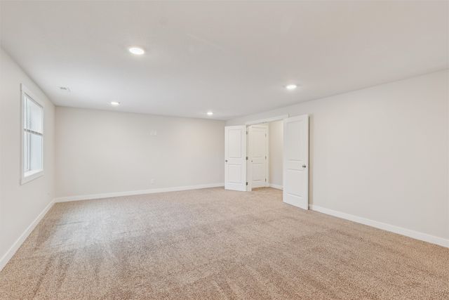 2818 NW 44th Street, Ankeny, IA 50023