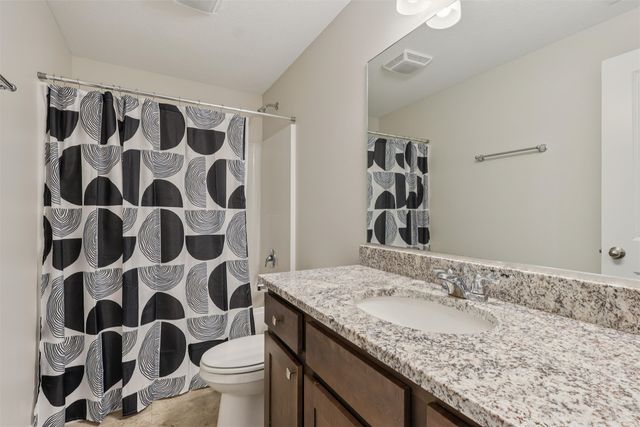 2818 NW 44th Street, Ankeny, IA 50023