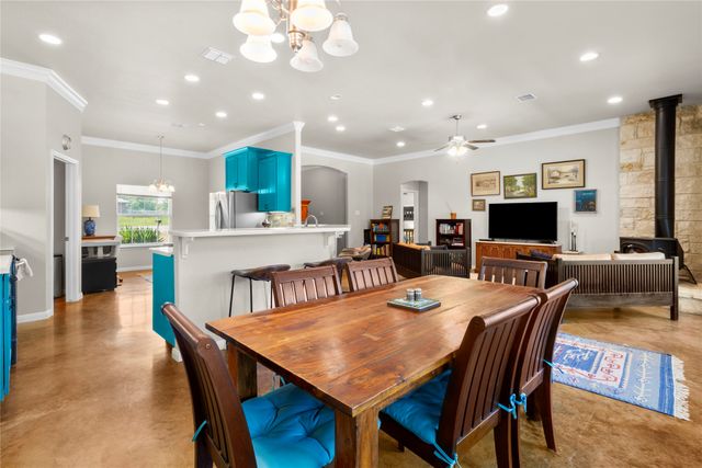 151 Tall Oaks, Streetman, TX 75859