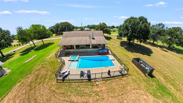 151 Tall Oaks, Streetman, TX 75859