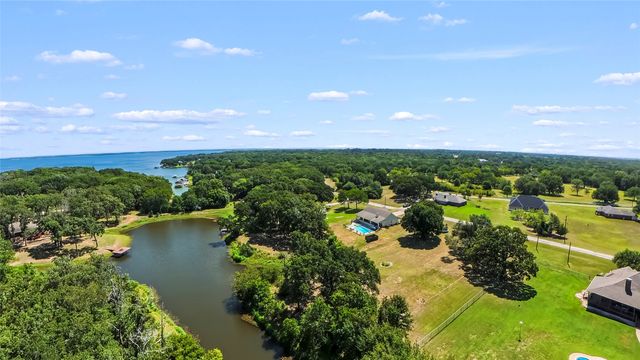 151 Tall Oaks, Streetman, TX 75859