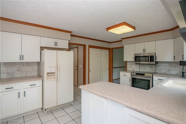 6104 Shipslanding Avenue NW, Canton, OH 44718