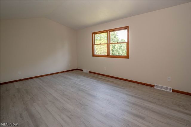 6104 Shipslanding Avenue NW, Canton, OH 44718