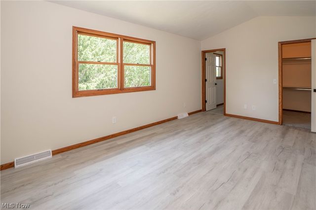 6104 Shipslanding Avenue NW, Canton, OH 44718