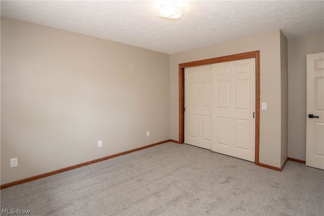 6104 Shipslanding Avenue NW, Canton, OH 44718