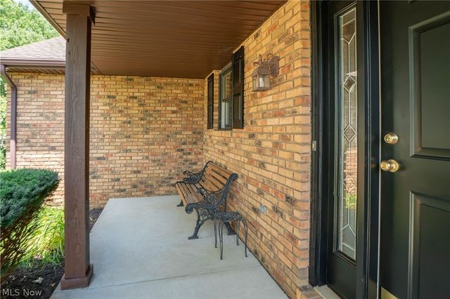 6104 Shipslanding Avenue NW, Canton, OH 44718