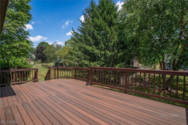 6104 Shipslanding Avenue NW, Canton, OH 44718