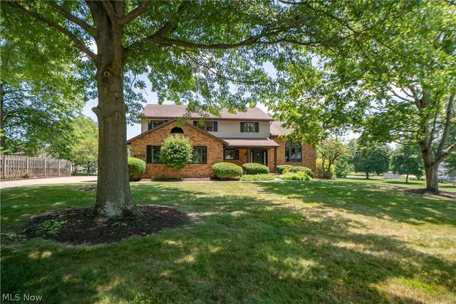 6104 Shipslanding Avenue NW, Canton, OH 44718