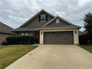 4266 Hollow Stone Drive, College Station, TX 77845
