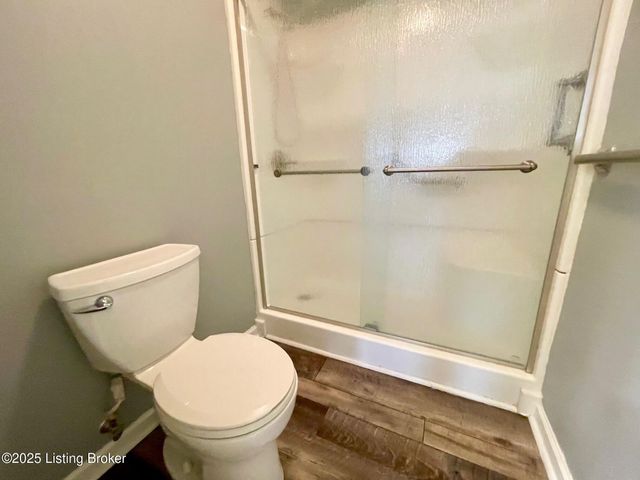 4442 Southbridge Ct, Louisville, KY 40272