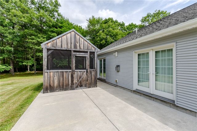 167 Cranberry Ridge Road, Glocester, RI 02857