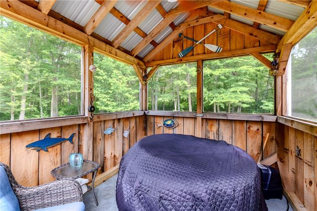 167 Cranberry Ridge Road, Glocester, RI 02857