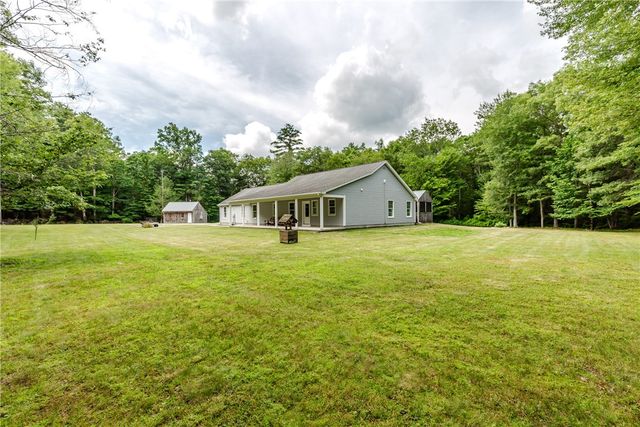 167 Cranberry Ridge Road, Glocester, RI 02857