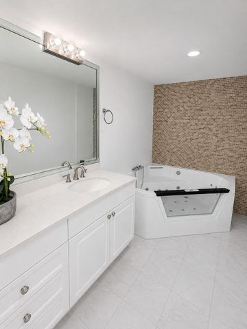 3600 MYSTIC POINTE Drive 608, Aventura, FL 33180