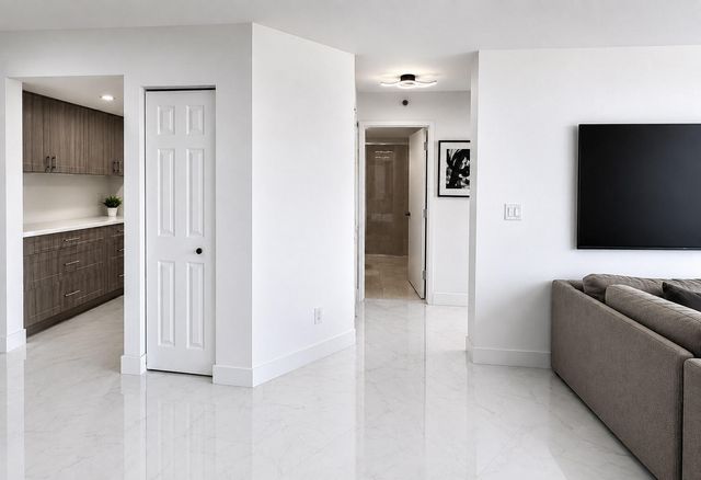 3600 MYSTIC POINTE Drive 608, Aventura, FL 33180