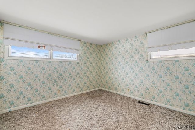 569 Woodstock Avenue, Tonawanda, NY 14150