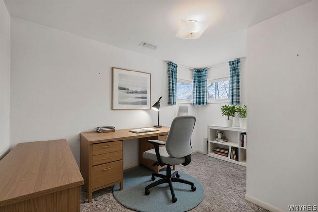 569 Woodstock Avenue, Tonawanda, NY 14150