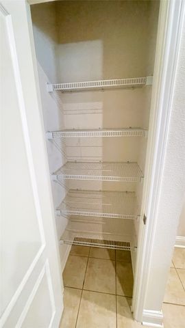 8108 Tierra Del Sol Road, Arlington, TX 76002