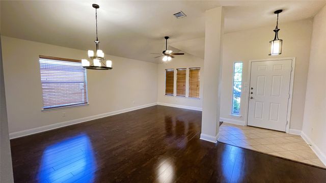 8108 Tierra Del Sol Road, Arlington, TX 76002