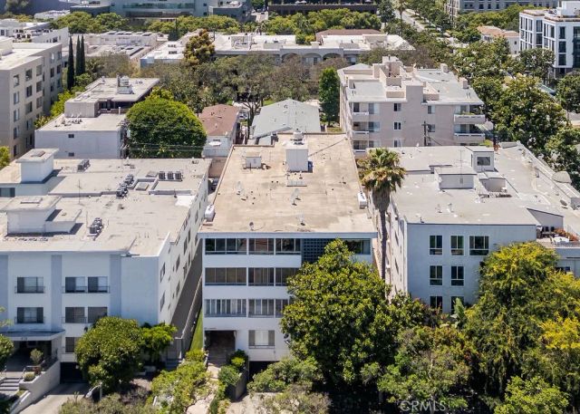 419 N Oakhurst Drive 102, Beverly Hills, CA 90210