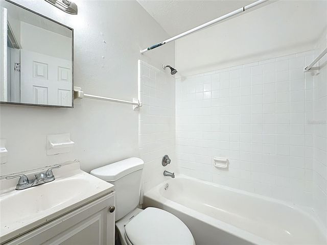 4509 KEN KNIGHT DRIVE N, Jacksonville, FL 32209