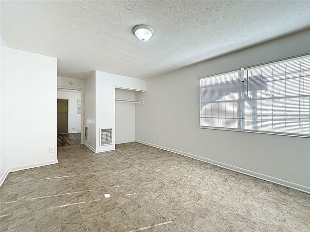 4509 KEN KNIGHT DRIVE N, Jacksonville, FL 32209