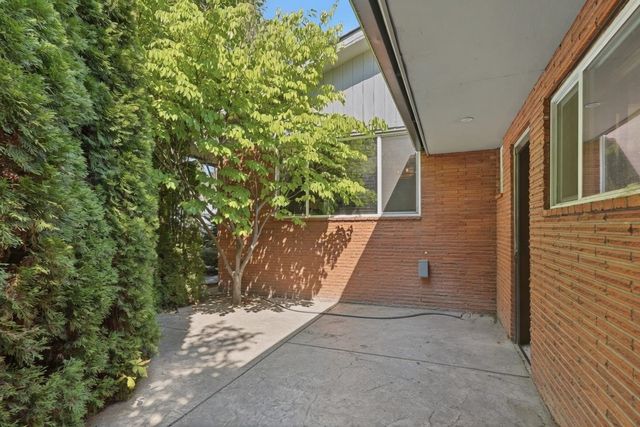 1210 E 17TH Ave, Spokane, WA 99203