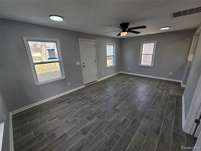 13870 Ida Avenue, Warren, MI 48089