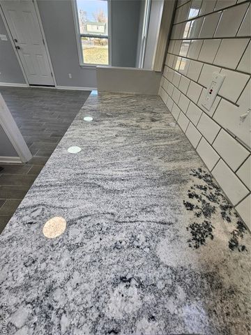 13870 Ida Avenue, Warren, MI 48089