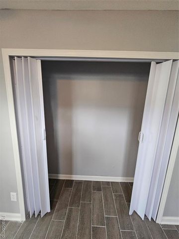 13870 Ida Avenue, Warren, MI 48089