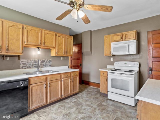 231 N N ALLISON STREET #1, Greencastle, PA 17225